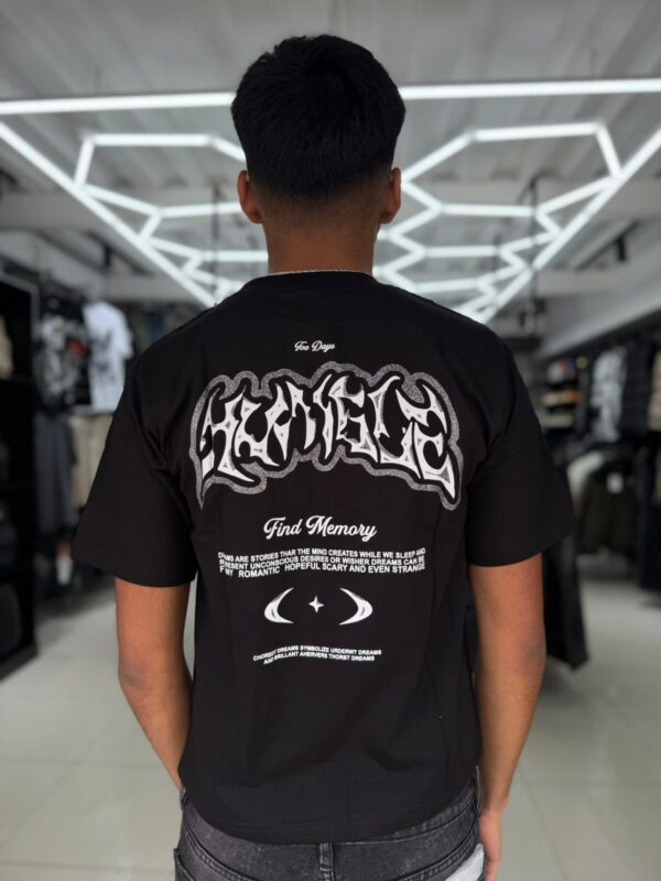 POLERA M Y M NEGRA BRILLANTE NIÑO