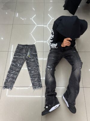 WhatsApp Image 2026-05-20 at 12.34.45 PM JEANS ARCOIRIS GRIS RASGADO SLIM FIT NIÑO XT-535