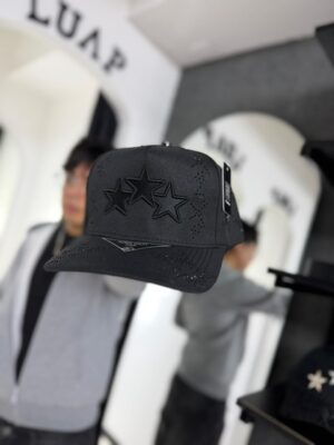 WhatsApp Image 2026-05-21 at 2.32.02 PM(1) JOCKEY TRES ESTRELLAS BRILLANTE BLACK CAP PREMIUM