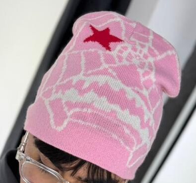 GORRO DE LANA TELA ARAÑA Y ESTRELLA ROSADO