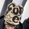 GORRO DE LANA CHROME HEARTS BEIGE Y CAFÉ