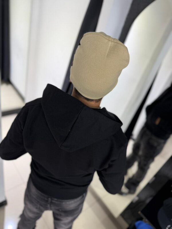 GORRO DE LANA CHROME HEARTS BEIGE Y CAFÉ