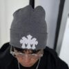 GORRO DE LANA TRES CRUZ GRIS OSCURO