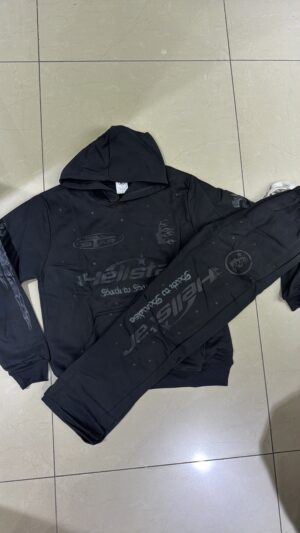 063C8B32-F097-468B-9F7A-3473F36DD2C2 CONJUNTO HELLSTAR NEGRO COMPLETO