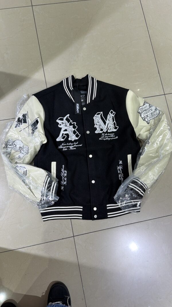 CHAQUETA AM NEGRO-BLANCO CUERINA JH97003