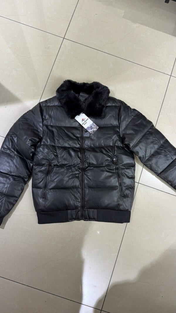 CHAQUETA CUERO NEGRO PELUDO 2636