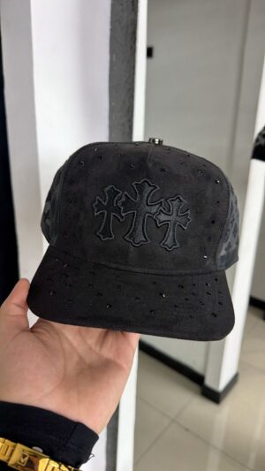 WhatsApp Image 2026-06-08 at 4.32.22 PM JOCKEY TRES CRUZ NEGRO BRILLANTE CAP PLANO HOMBRE