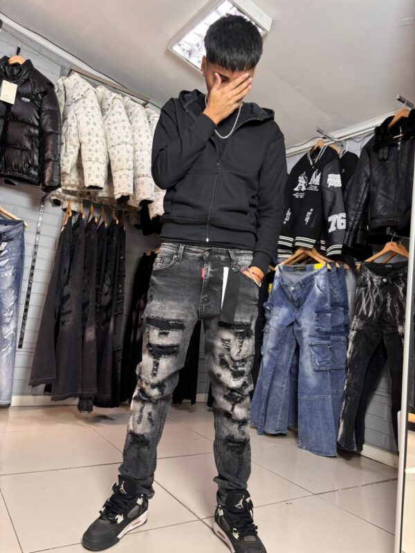 JEANS PVP NEGRO CORTE RECTO RXN10122