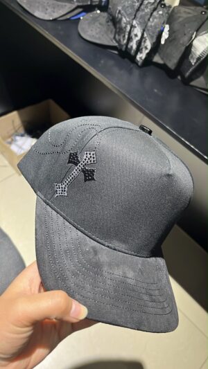 JOCKEY BÁSICO CHROME HEARTS CRUZ BRILLO NEGRO COMPLETO