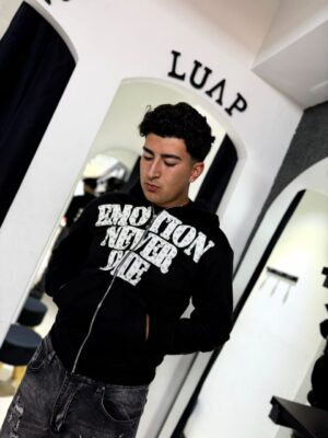 POLERON EMOTION NEVER ME NEGRO OVERSIZE