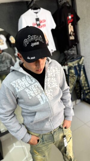 POLERON EMOTION NEVER ME GRIS OVERSIZE
