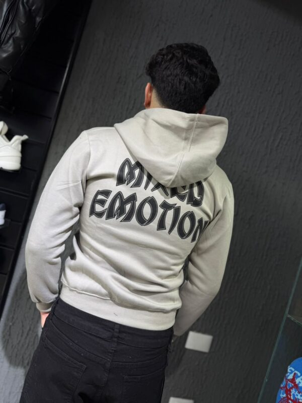 POLERON EMOTION ANGEL CUPIDO GRIS CLARO REGULAR FIT