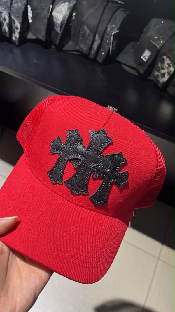 JOCKEY CHROME HEARTS TRES CRUZ RED Y BLACK