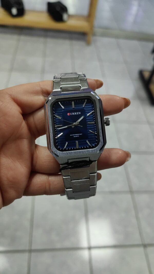 RELOJ CURREN METALIZADO SILVER Y BLUE