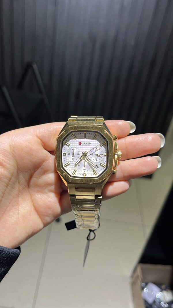 RELOJ CURREN METALIZADO DORADO BLANCO