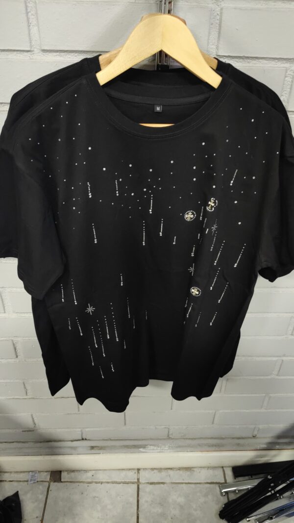 POLERA BRILLO NEGRO Y SILVER LOGEQI